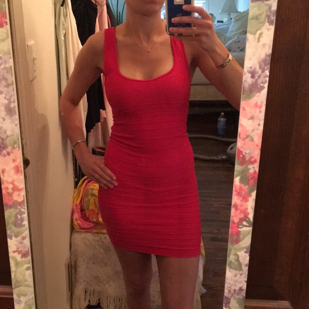 Super sexy fitted Bebe dress size small - Picture 3 of 5